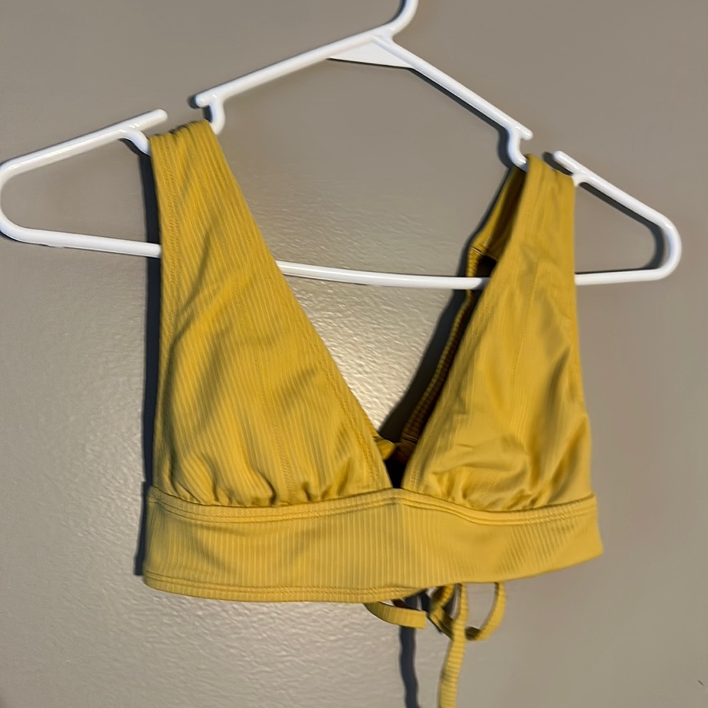 Women’s Xhilaration Swim Top, Yellow, Medium